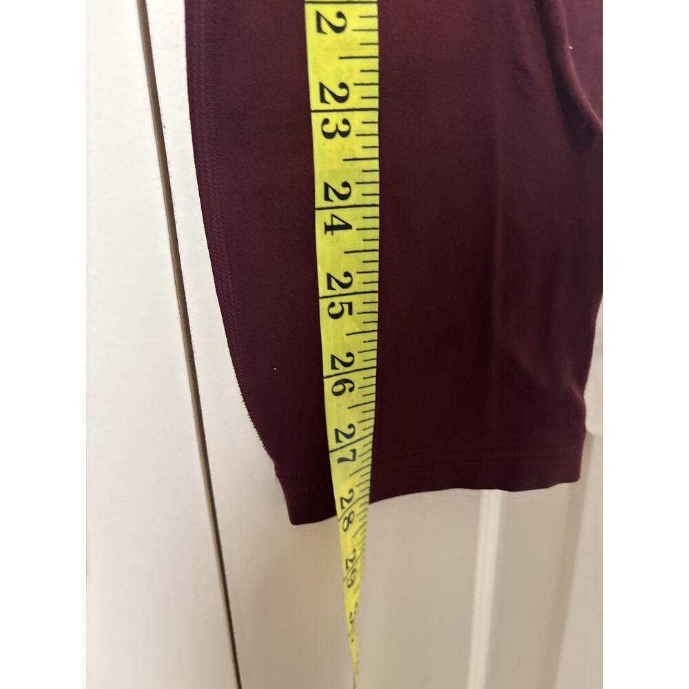 Lululemon Burgundy High-Rise Crop Leggings Size 2 - Picture 4 of 7